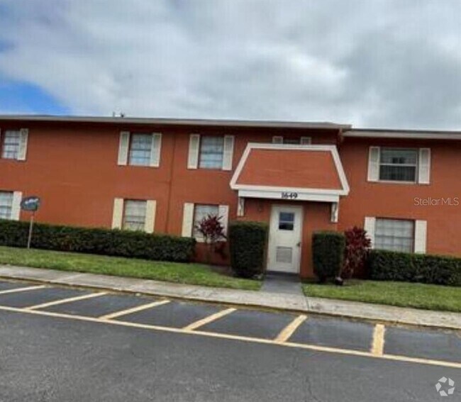 Building Photo - 1649 W Oak Ridge Rd Unit 1649C Rental