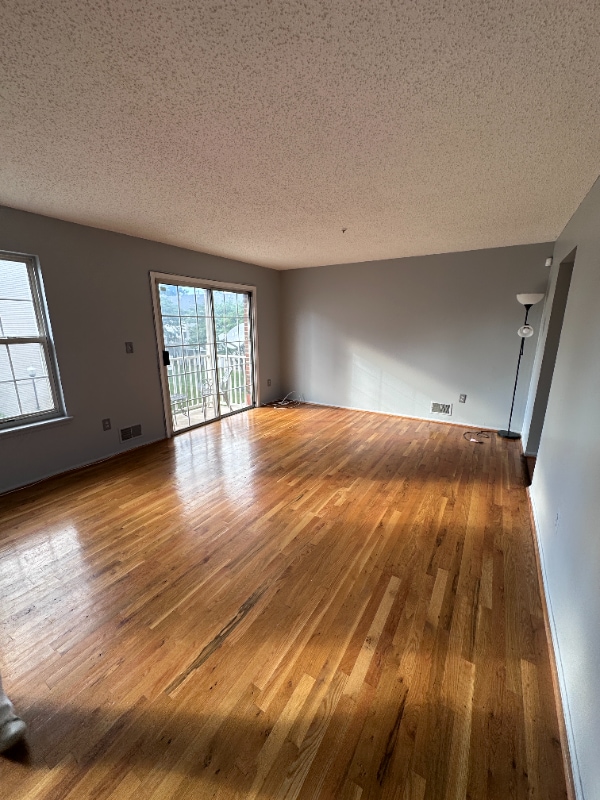 Photo - 212 Matthews Drive