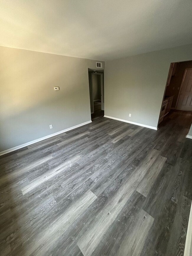 Photo - Apartment in Carrollton City Limits with a...