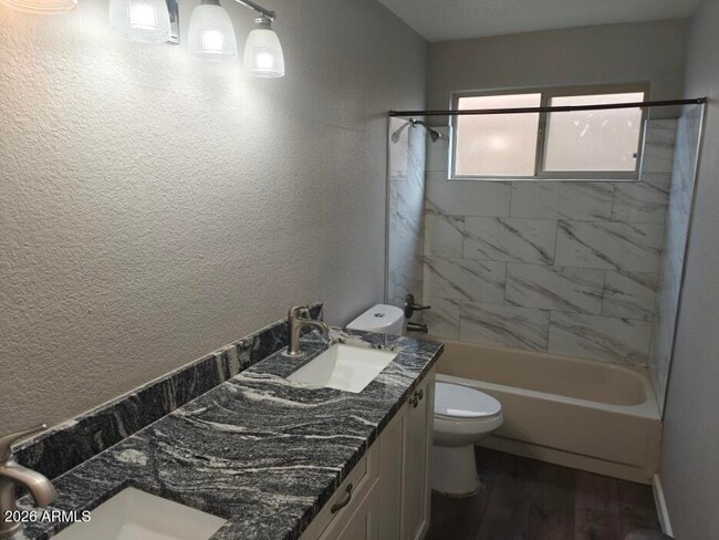 Photo - 4038 E Thistle Landing Dr