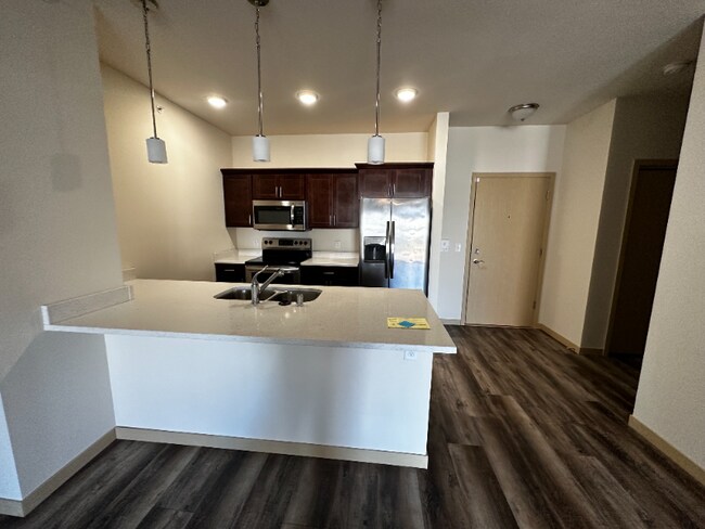 Photo - 3036 Triumph Dr Unidad 105