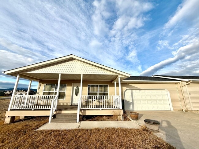 Building Photo - 1085 Orion Rd Unit #4