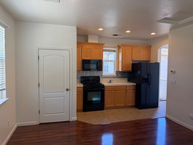 Photo - 435 W St Francis Ave