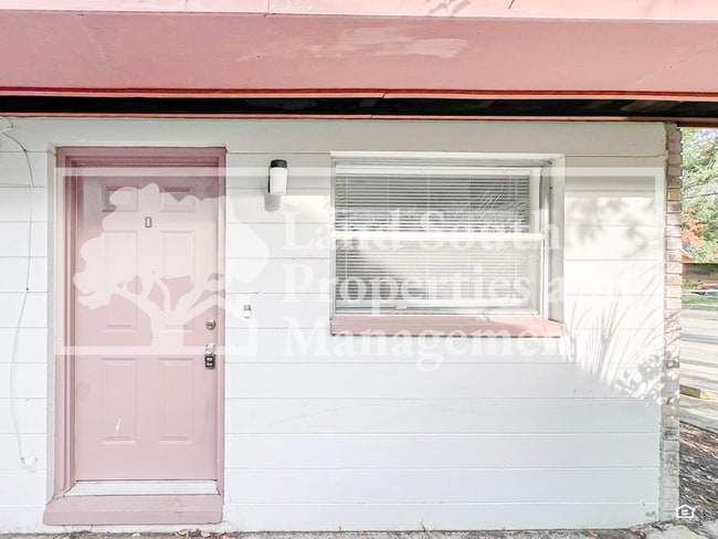Photo - 725 E Lime St