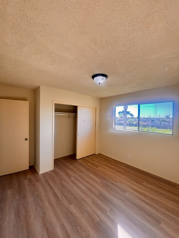 Photo - 1001 E Stearns Ave Unidad 36