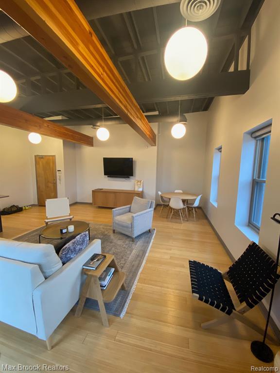 Photo - 510 N Main St Unidad 510