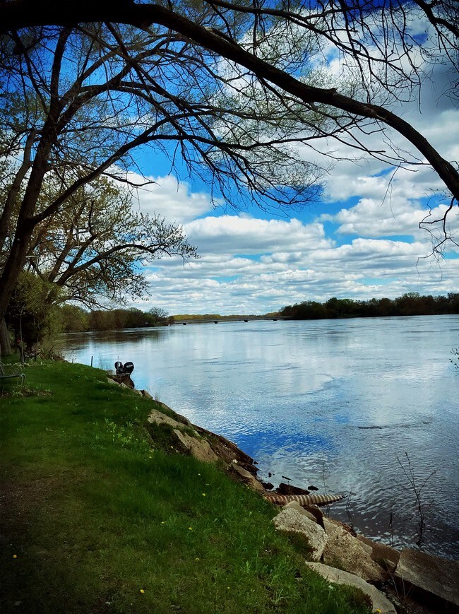 Photo - 1205 W Conant St