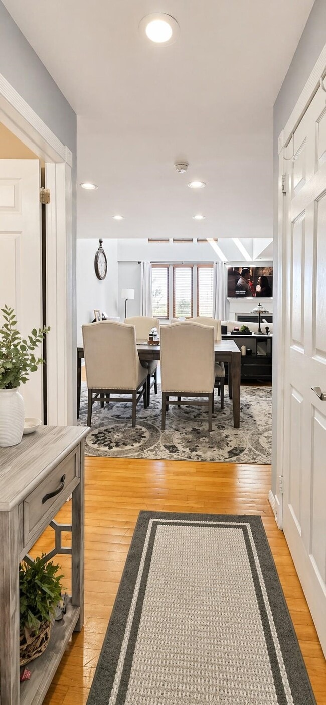 Photo - 804 Spinnaker Ct