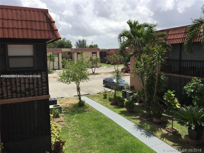 Photo - 6540 W 27th Ct Unit 56-22