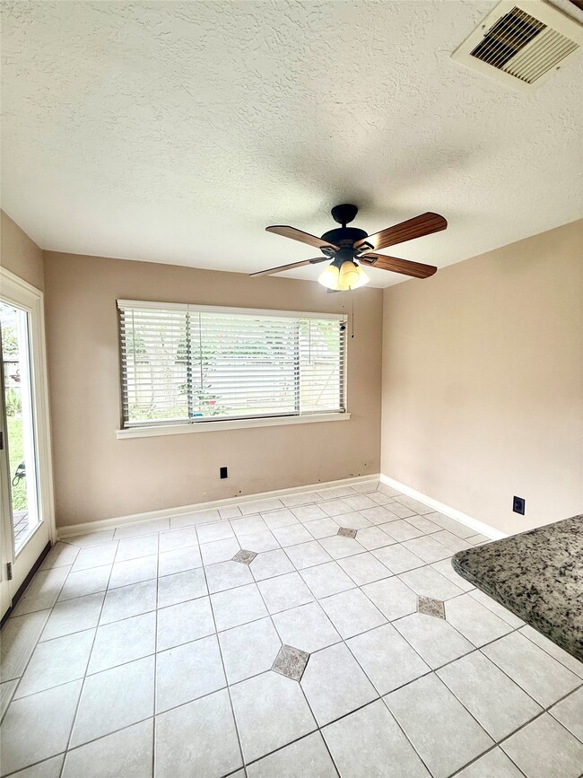 Photo - 14906 Brookpoint Dr
