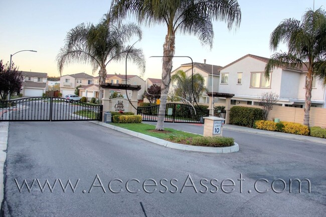 Photo - Spacious 3-Bedroom Temecula Home with Loft & Two-Car Garage