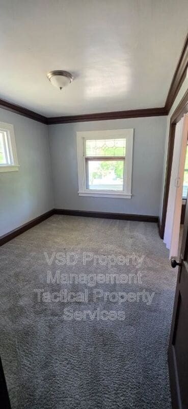 Photo - 4024 E 143rd St Unidad Up