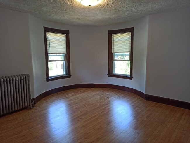 Photo - 39 May St Unit 2