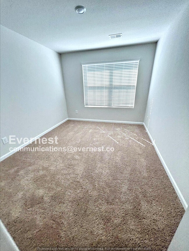 Photo - 2106 Willow Gln Dr