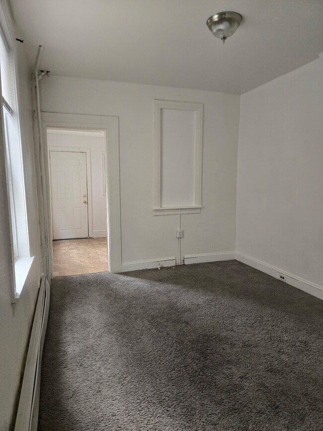 Photo - 1935 N Van Pelt St