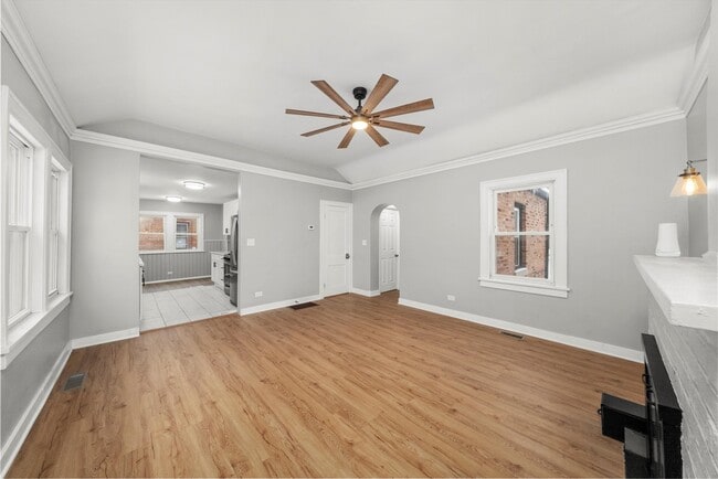 Photo - 2131 170th St