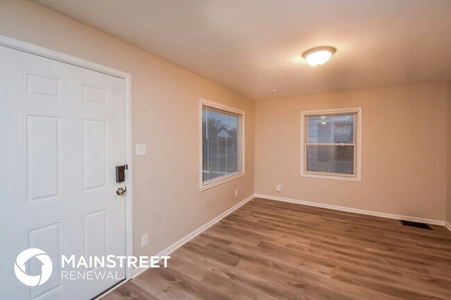 Photo - 5234 E 20th St