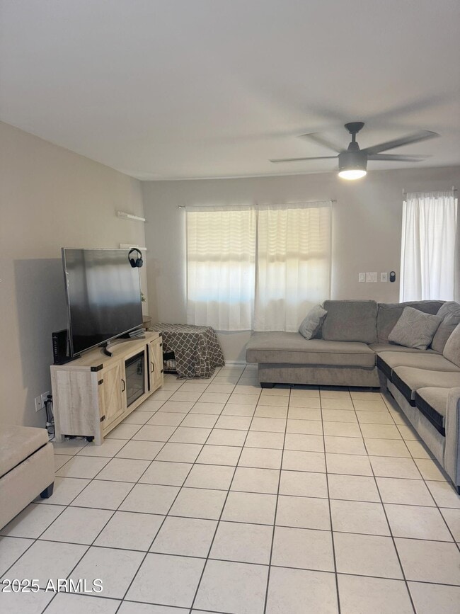 Photo - 222 W Brown Rd