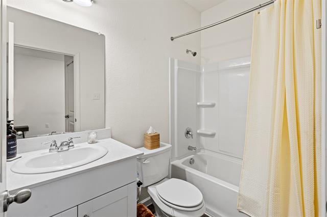 Photo - 2305 Frio River Rd