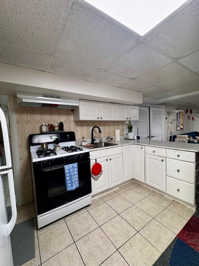 Photo - 188 Palisade Ave Unit Rear