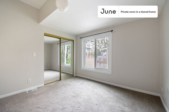 Photo - Room in Shared 5 bed/3 bath home Unit E