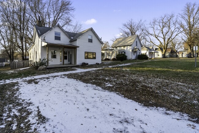 Photo - 308 N Harrison St