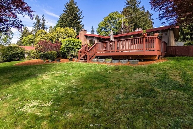 Photo - 131 S 202nd St