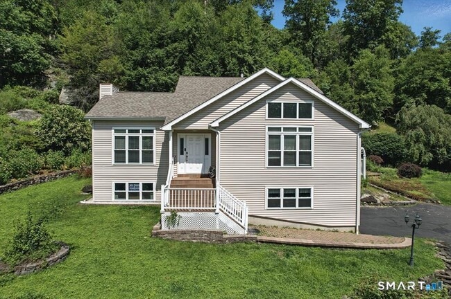 Photo - 11 Squantz View Dr