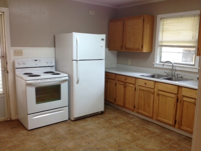 Photo - 207 Clara St