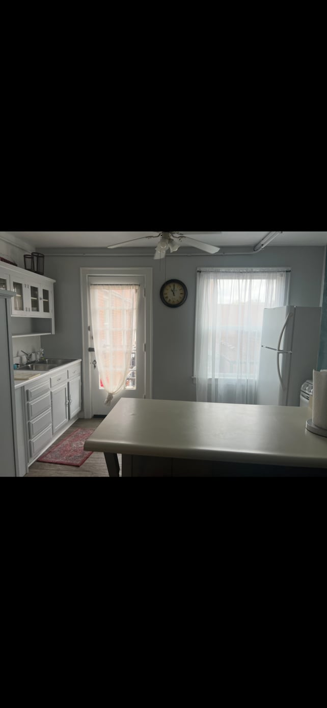 Photo - 208 Sutton St Unit 3