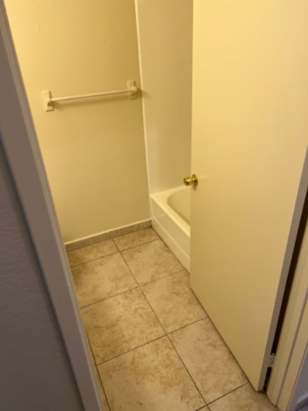 Photo - 1115 252nd St