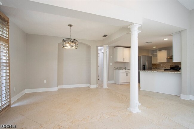 Photo - 1380 Albatross Rd