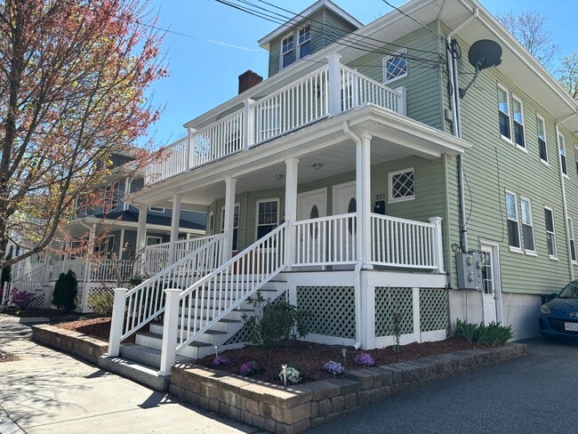 Photo - 253 Brown St Unit 253 Brown Street