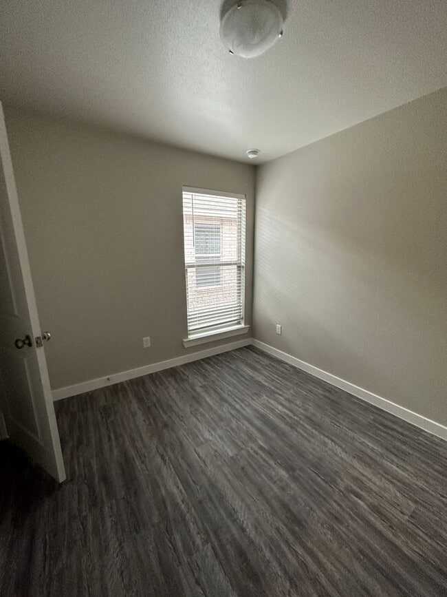 Photo - New townhome for rent