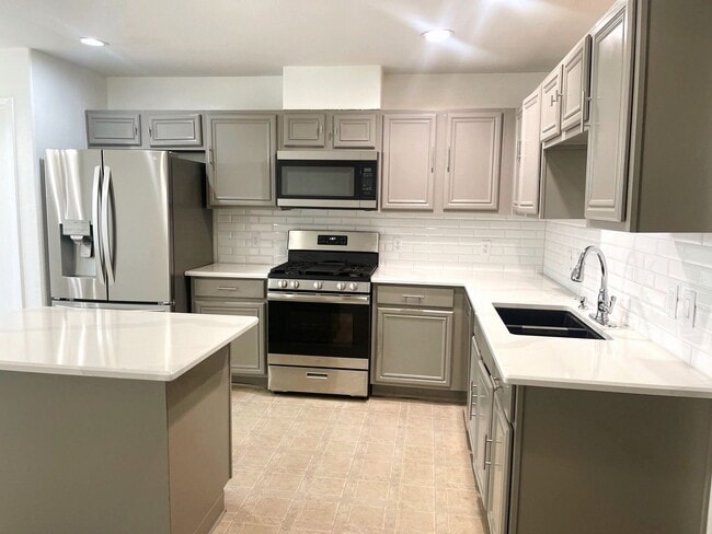 Photo - 1410 Danby Heath Ln