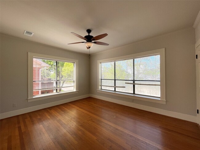 Photo - 1201 W Gray St Unit 4