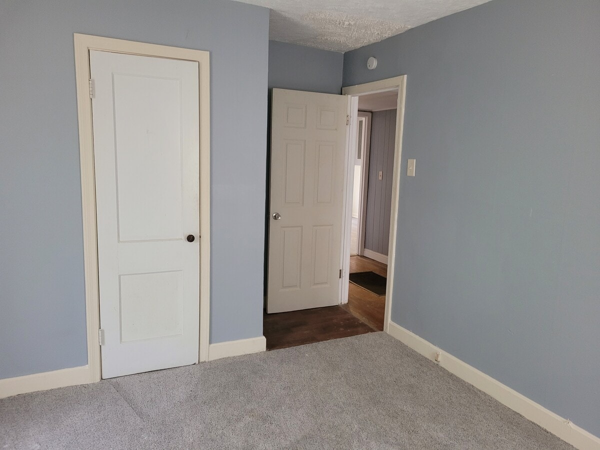 Bedroom - 130 E Cherry St