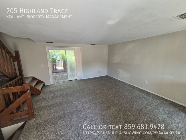 Photo - 705 Highland Trce