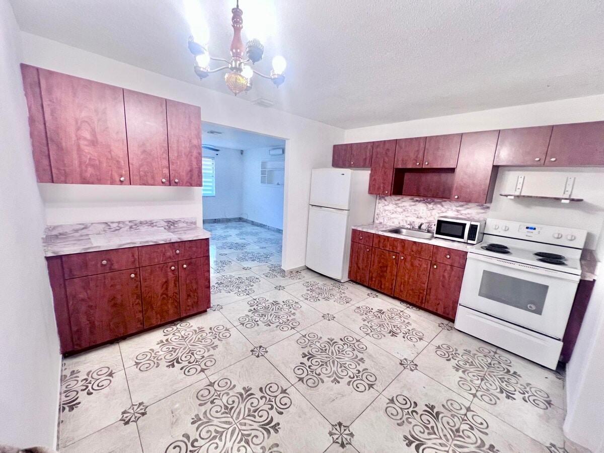 Photo - 4630 Myrtle Ln