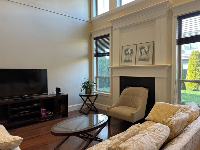 Photo - 5191 Calderwood Crescent