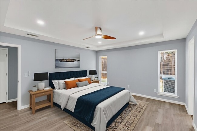 Photo - 2260 Valley Mill