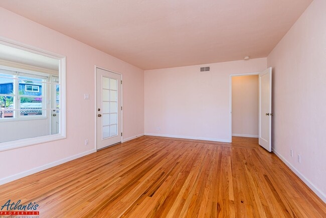 Photo - Lovely Seacliff Home | Desirable Location
