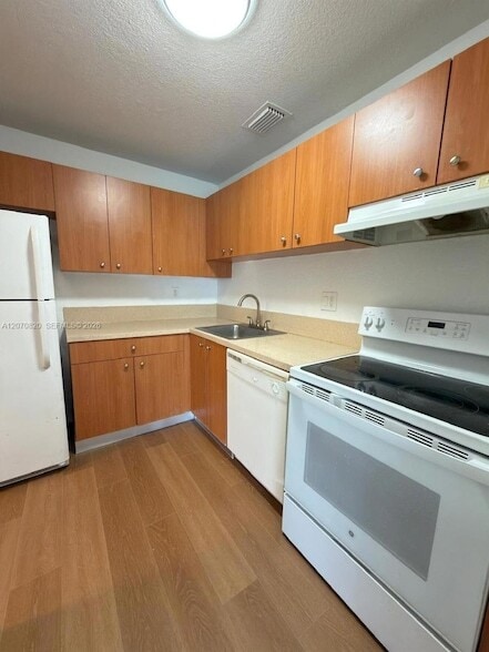 411 Executive Center Dr Unit 109