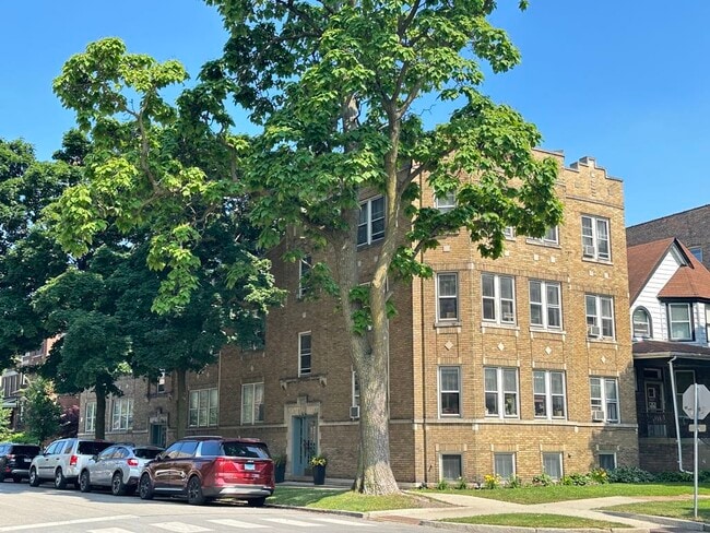 Photo - 1637 W Gregory St Unit J09P