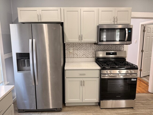 28 Elm Ave Unit 1st Fl