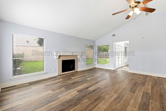 Photo - 16625 Ivy Grove Dr