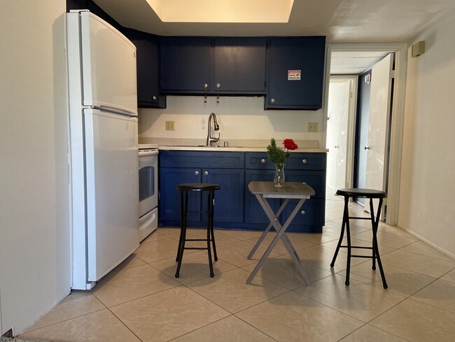 Photo - 9645 Spyglass Ave Unidad 9645
