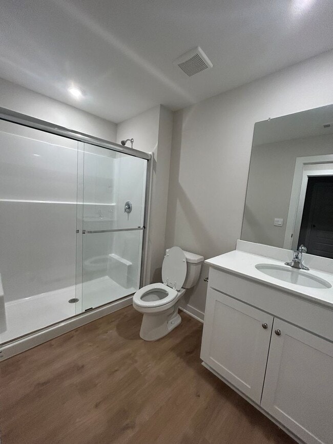 Photo - Spacious 4-Bedroom Home in Fayetteville