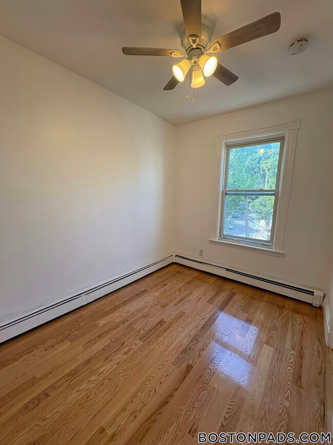 Photo - 200 Highland St Unidad 3