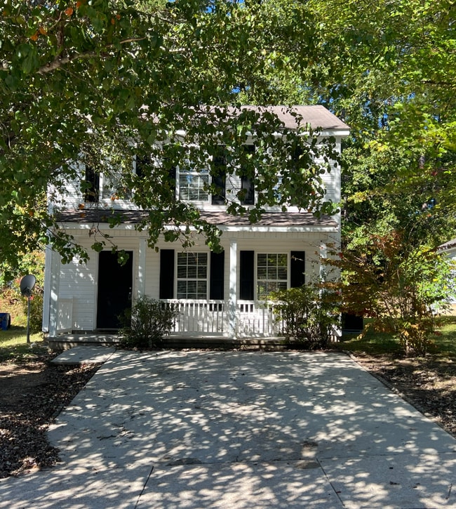 Photo - 4712 Silverdene St